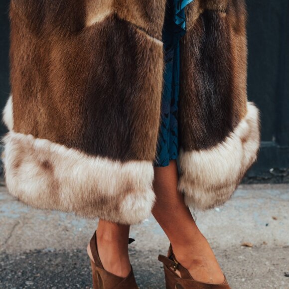 70's Vintage Fur Coat - Picture 15 of 16